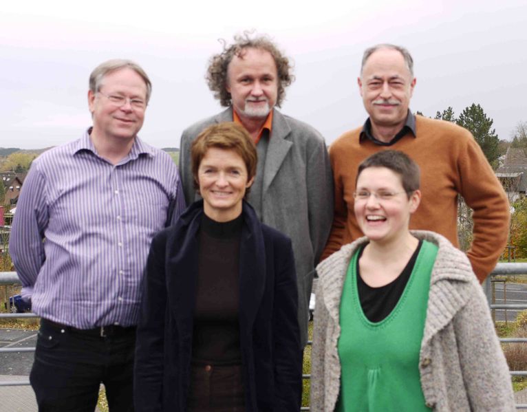 Datei:ZUM-Vorstand 2009.jpg